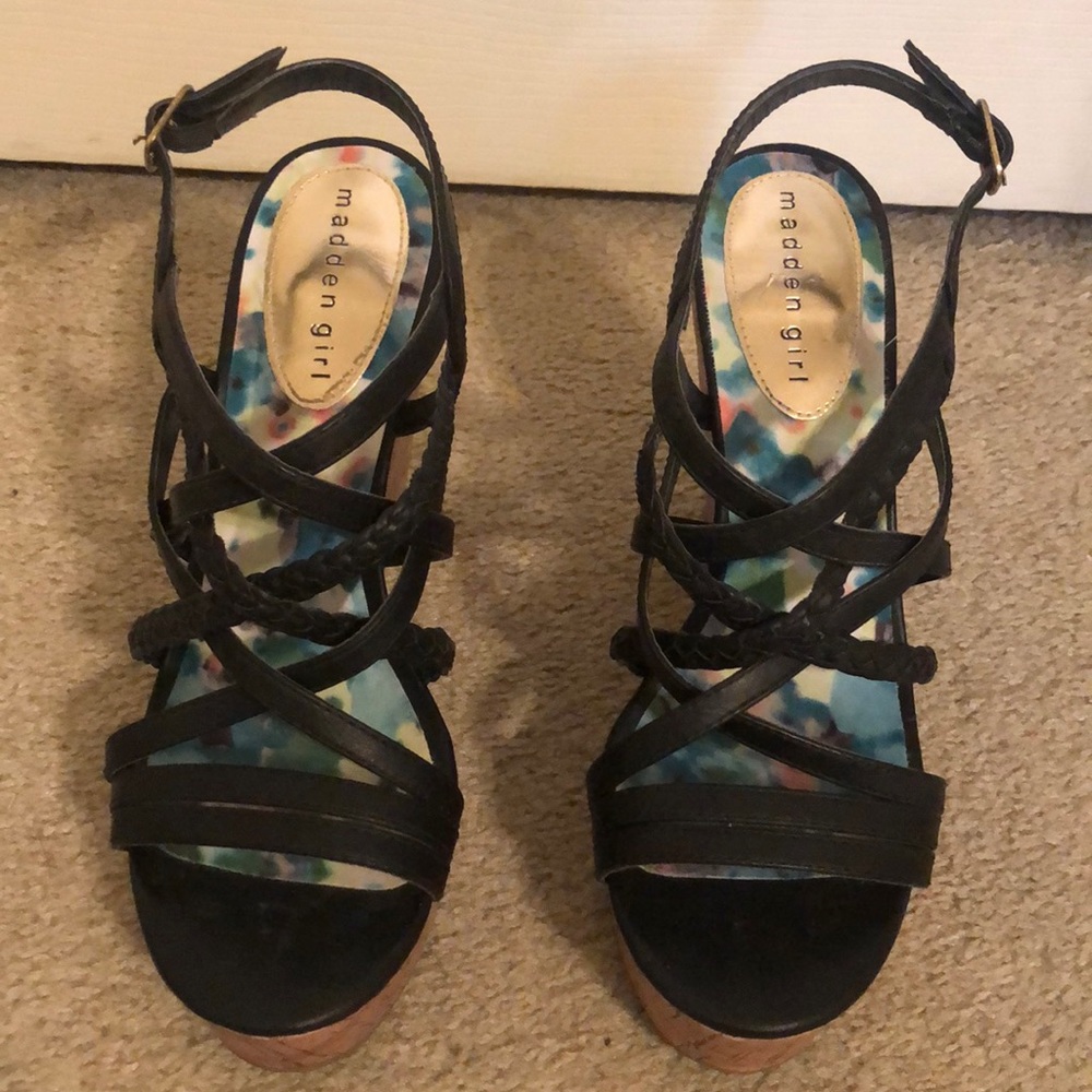 Madden Girl Black Strap Wedges: Size 8.5